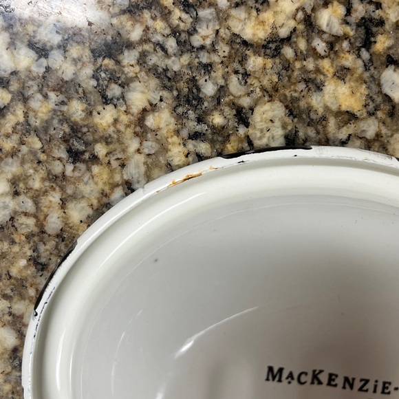 MacKenzie-Childs Courtly Check Oval Soap Dish - Picture 4 of 6